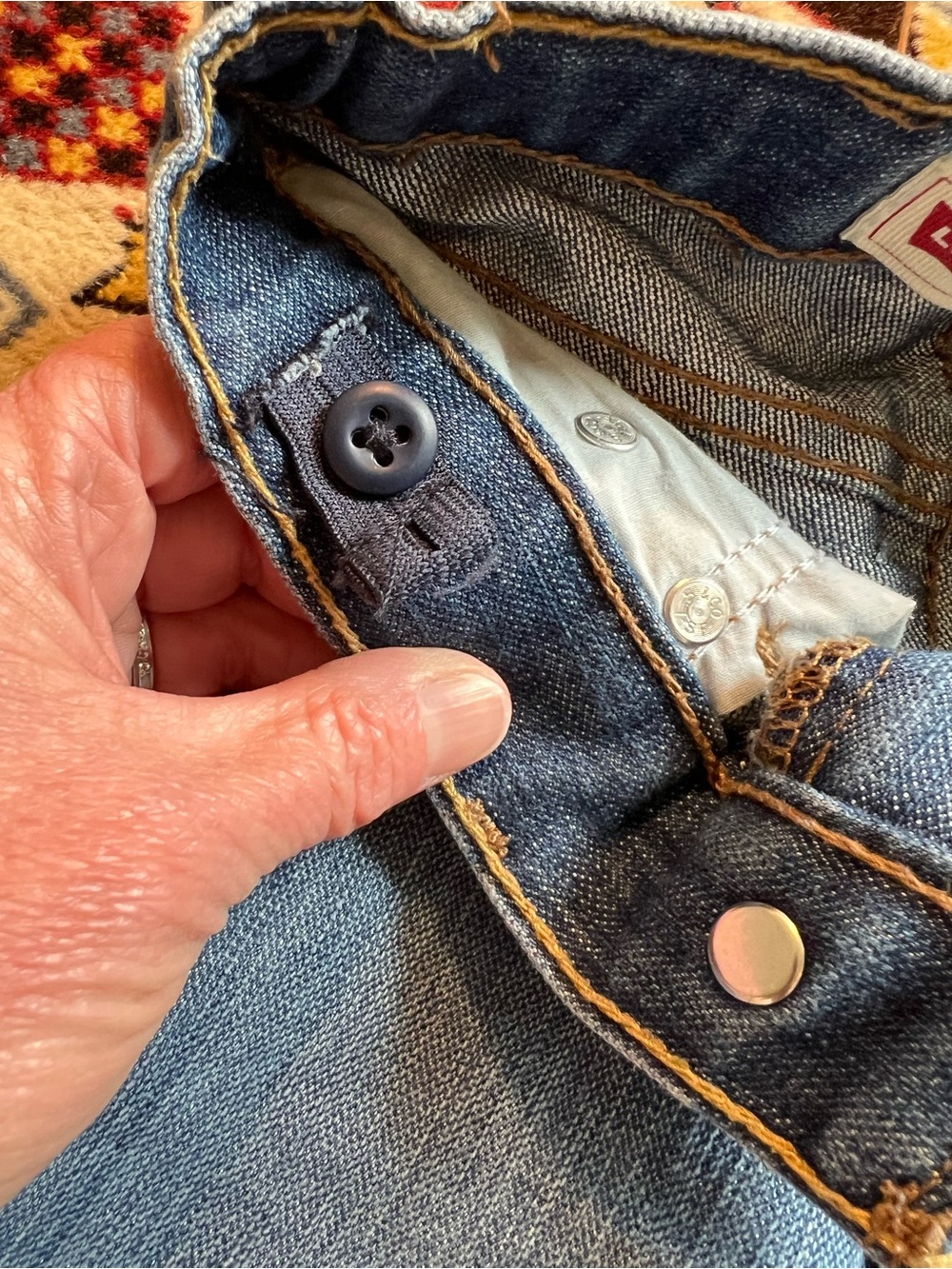Toddler‎ Levi's 514 Slim Straight Jeans with Back Pocket Detail. - Picture 6 of 7